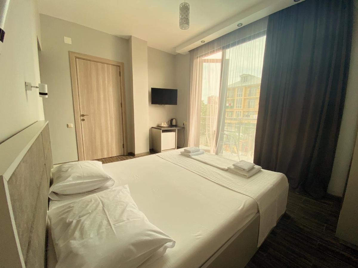 Hotel Vs 코불레티 외부 사진